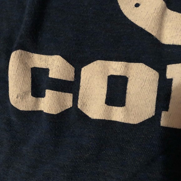 🛍$1 with any bundle!🛍 Medium Colts T-Shirt - Picture 2 of 4